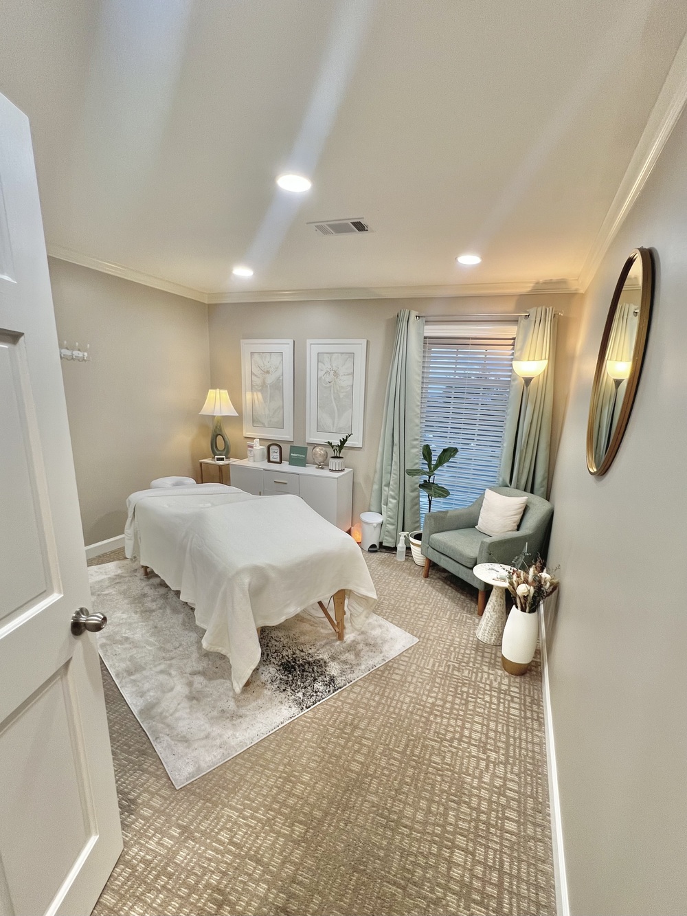 Relief Pointe Massage Therapy suite